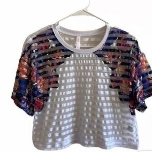 Xhilaration White Striped Crew Neck Crop Top. Size XL